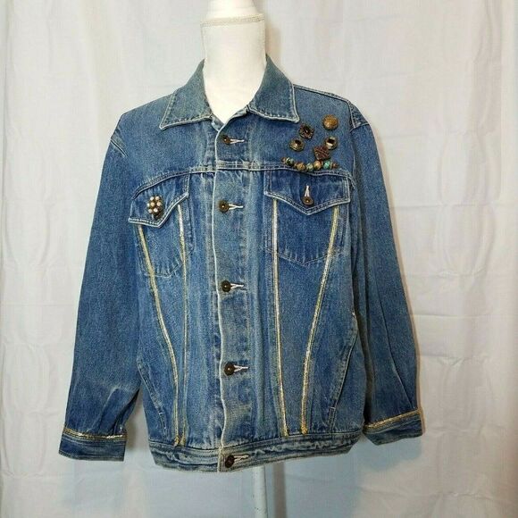 𝅺UPCYCLED Jean Jacket Size Medium Brooch And Button Detail - Picture 1 of 11